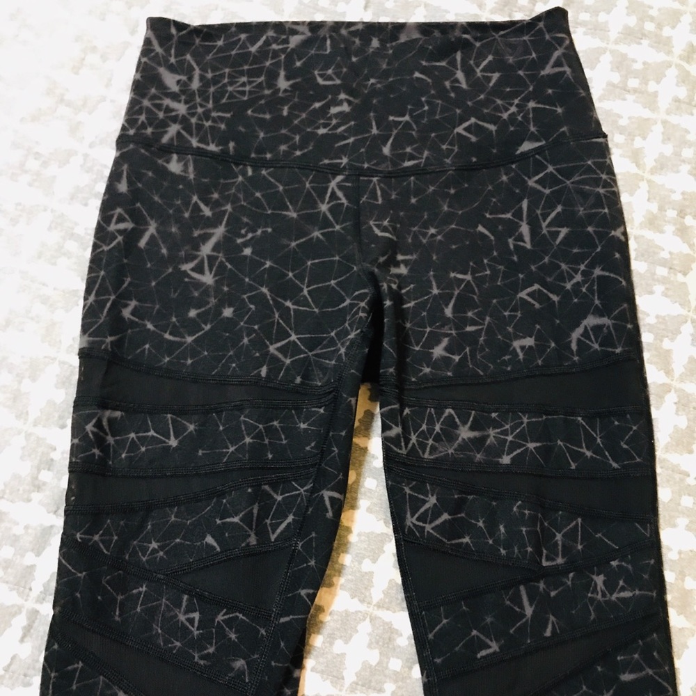 Lululemon Workout leggings SZ M